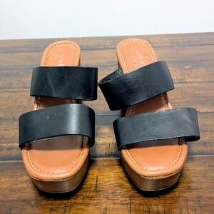 Coach and Four Black Leather Sandals with Double Strap Design size 8